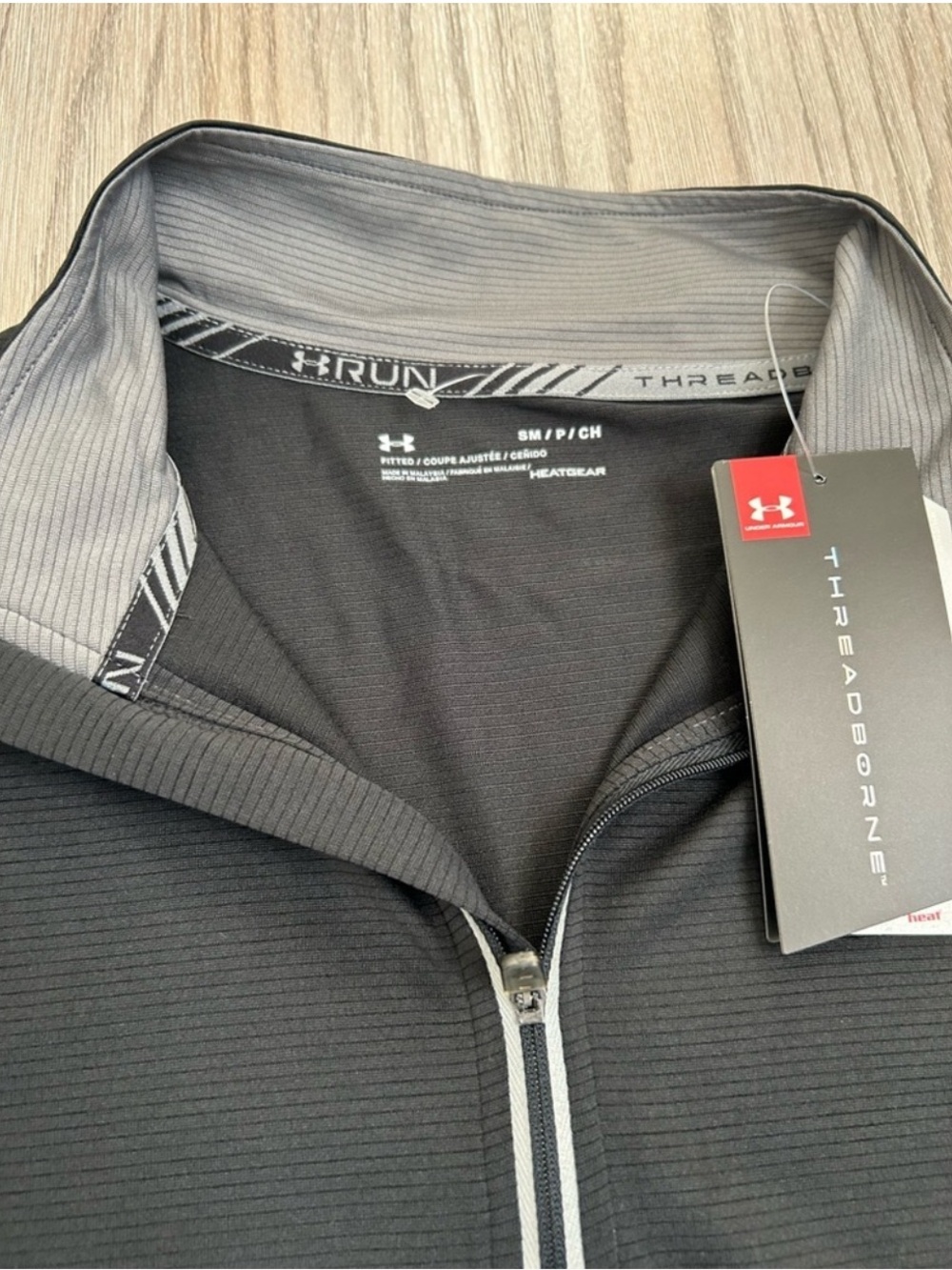 🌸 Under Armour Black Men's 1/4 Zip Performance Jacket - Picture 5 of 11